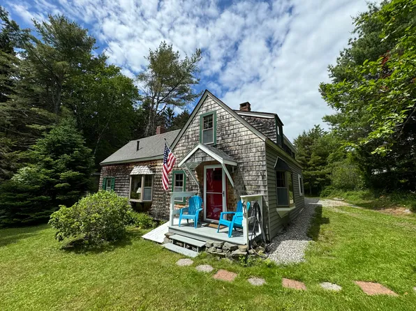 64 Salt Pond Road, Southport, ME 04576