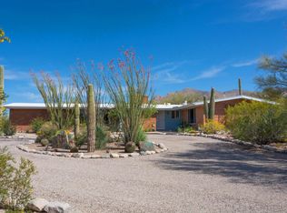 821 E Camino De Los Padres, Tucson, AZ 85718