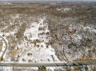 526 Pettis Ave NE, Ada, MI 49301