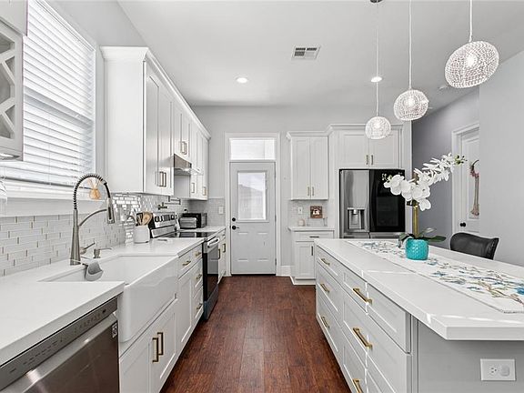 5th image of 1512 31st St