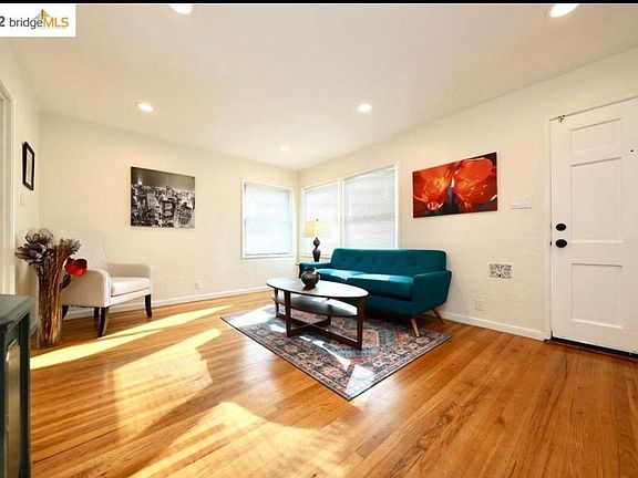 2nd image of 169 Durant Ave
