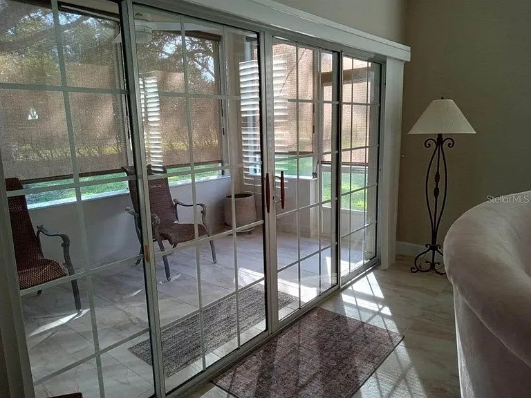 1181 Athlone Way — Photo 14