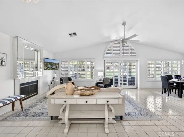 42705 Liolios Dr, Palm Desert, CA 92211