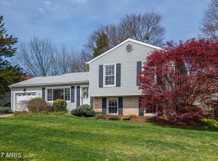 5309 Greenough Pl, Burke, VA 22015