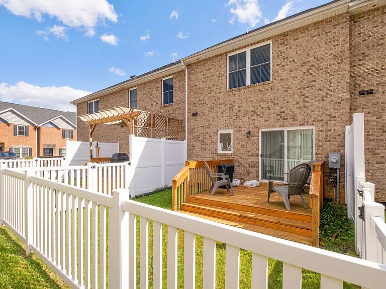 119 Cedar Point Ln — Photo 18