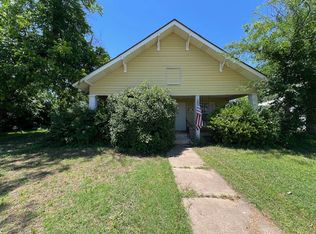 408 Arch St, Baird, TX 79504