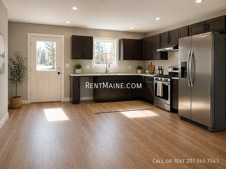 599 Pinetree Rd #4 — Photo 3