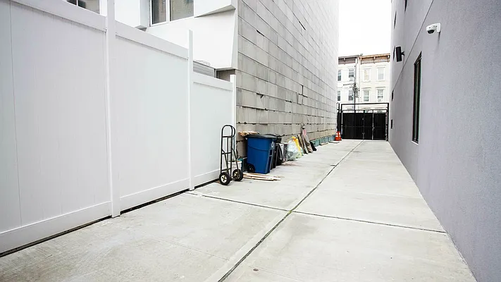 Rented by Nooklyn NYC LLC | media 15