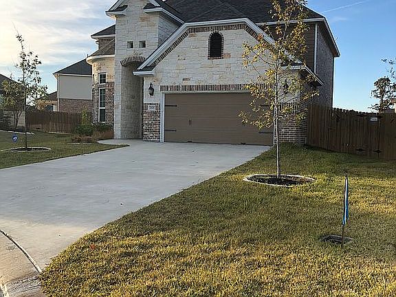 3rd image of 2616 Warkworth Ln