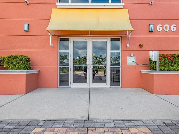 5th image of 606 RIVIERA DUNES WAY #405