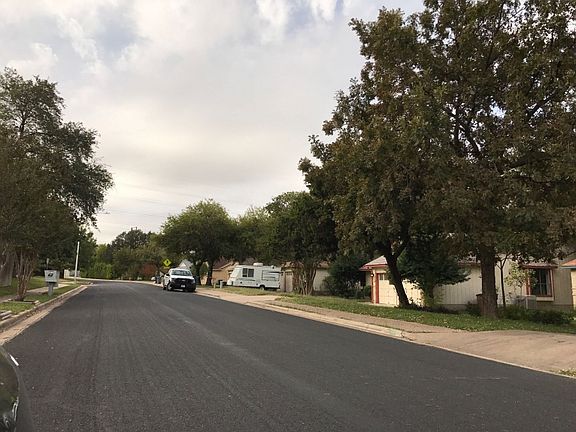 5th image of 11806 Prairie Hen Ln