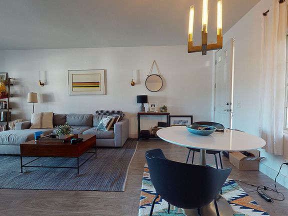 5th image of 851 N San Vicente Blvd APT 201