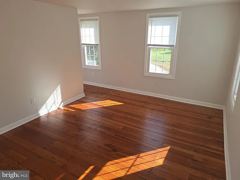 614 Chandler Mill Rd — Photo 16