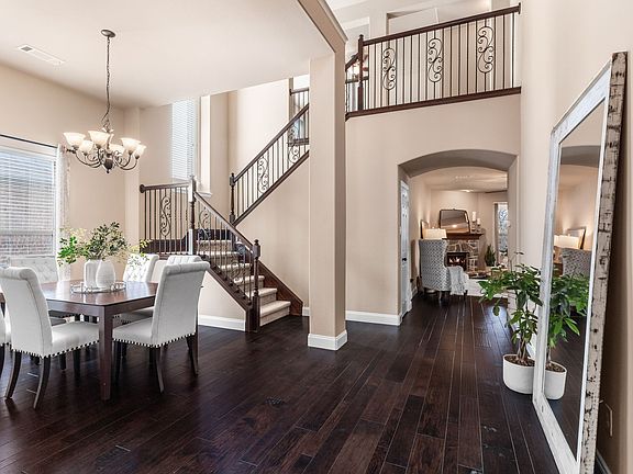 5th image of 2505 Sunnyside Dr
