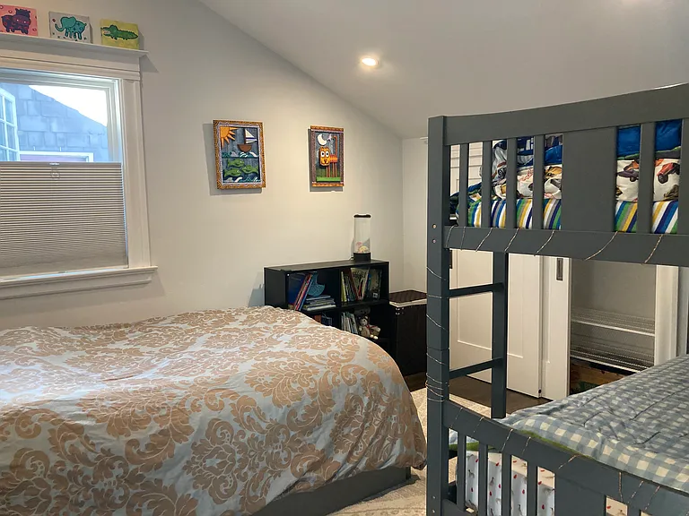 5832 Lawton Ave — Photo 6