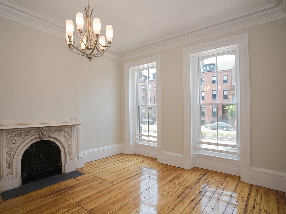 658 Massachusetts Ave #2