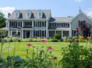 48 Sears Rd, Southborough, MA 01772