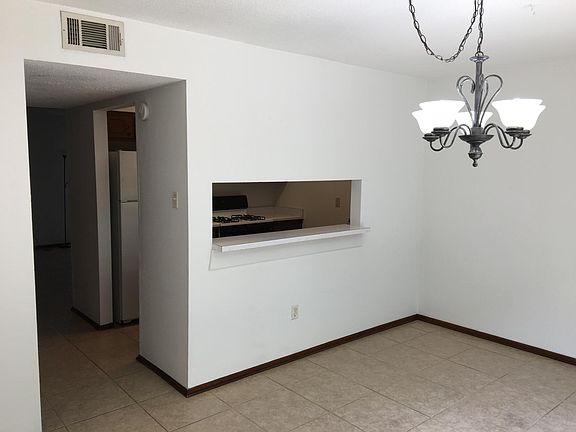 Pass-through to/from kitchen