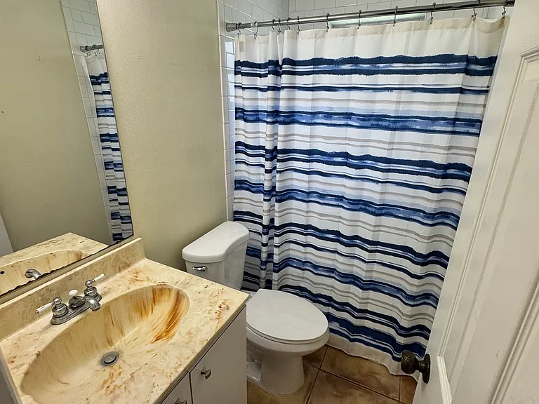 50 Oak Tree Dr — Photo 9