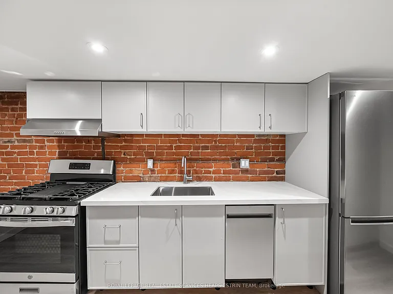 476 Euclid Ave #LOWER — Photo 13