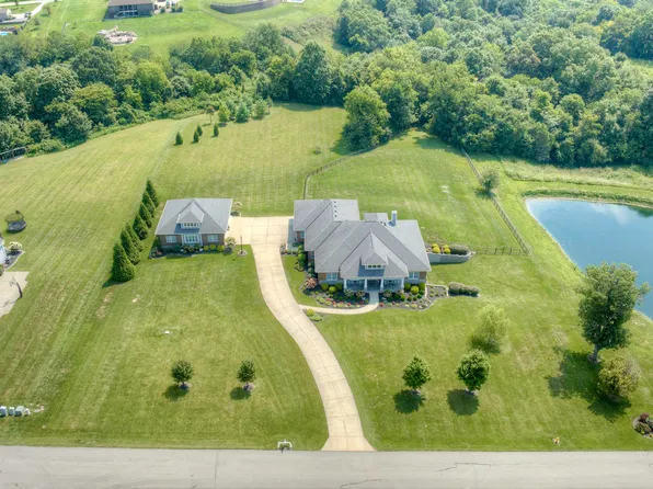 1525 Grapevine Rdg, Walton, KY 41094
