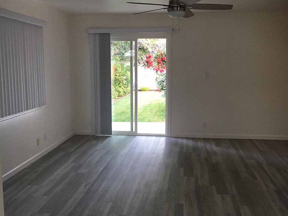 1st image of 526 Hazel Dell Way