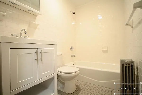 Rented by Grand & Co. | media 20