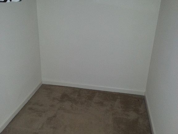 closet bedroom 1