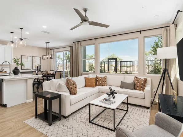 183 Nabors Dr S, Madera, CA 93636