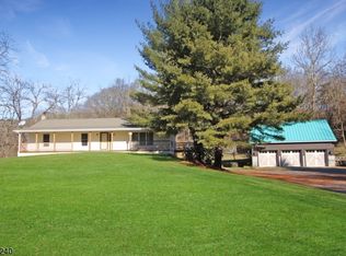 214 Honey Run Rd, Blairstown, NJ 07825