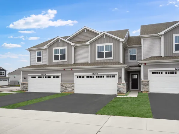 12206 Dodwell St, Huntley, IL 60142