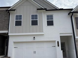 5286 Fox Den Rd, Oakwood, GA 30566