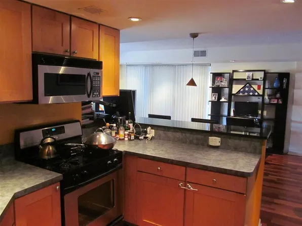 700 1st St, Hoboken, NJ