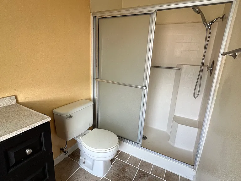2021 Manzana Way — Photo 18