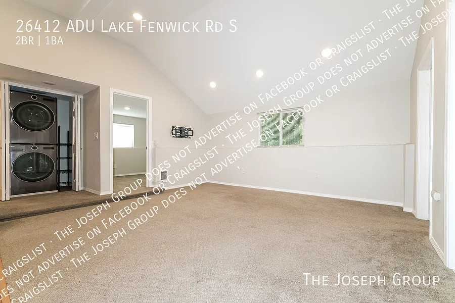 Building Photo - 26412 Adu Lake Fenwick Rd S
