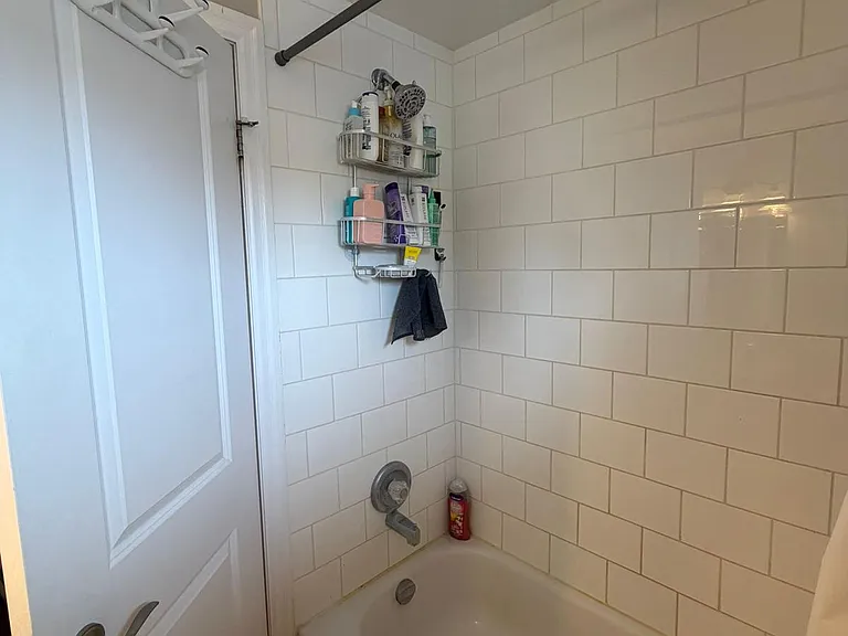 39 Briarlea Rd — Photo 10