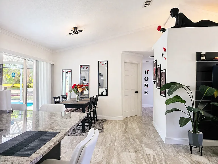 2400 Gulf Winds Ct — Photo 15