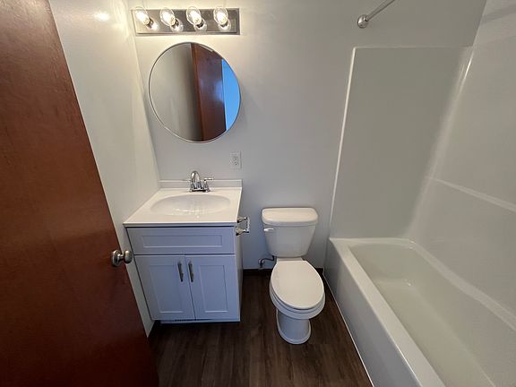 2nd image of 2 S Division Ave #3