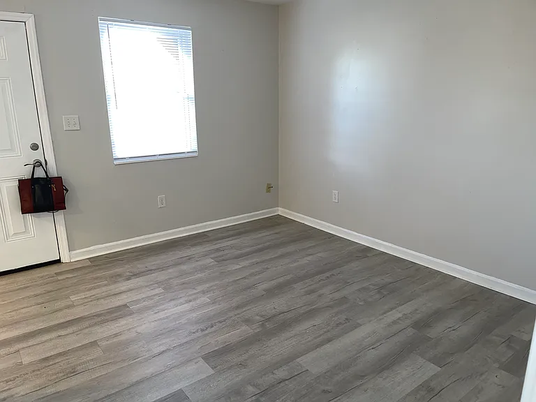 4425 Lela Ave NE #3 — Photo 6