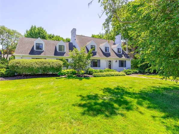 415 Claybourne Rd, Rochester, NY 14618