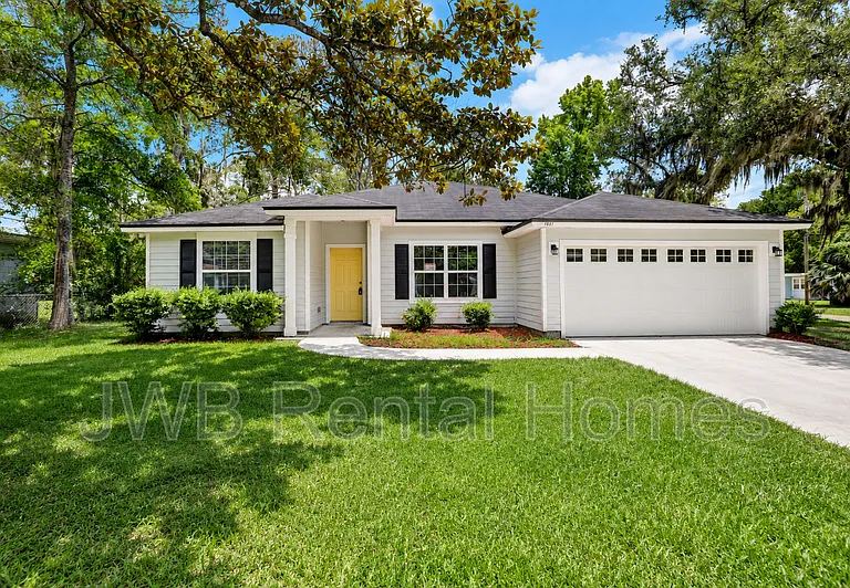10351 Pinehurst Dr — Photo 1