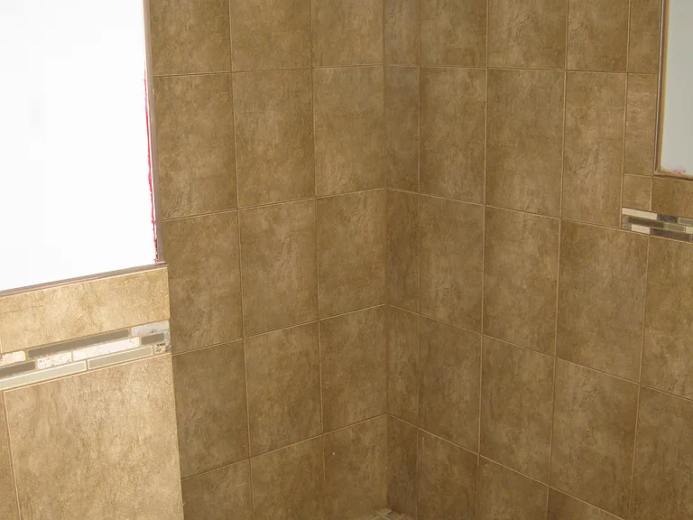 631 Ontario St SE #208 — Photo 28