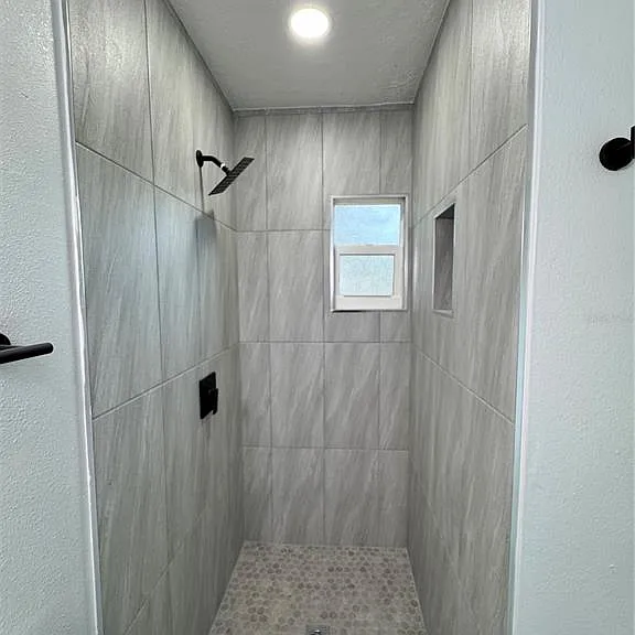 607 Alabama Ave — Photo 8
