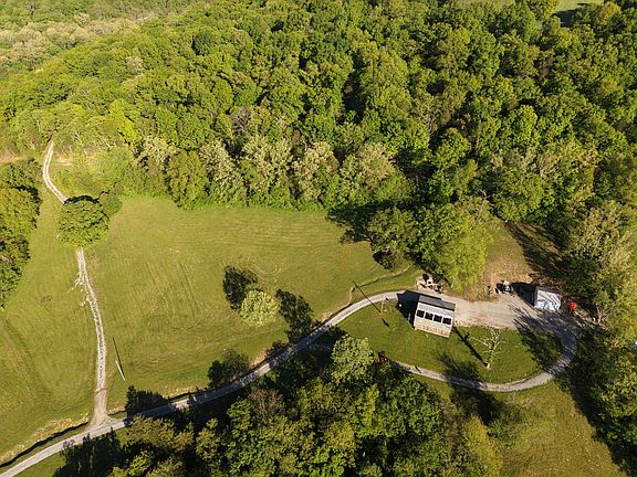 4th image of 7058 Drennon Rd
