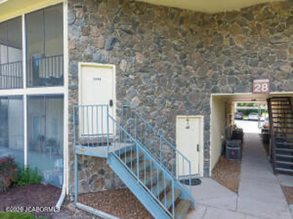 2808 Park De Ville Pl, Columbia, MO 65203