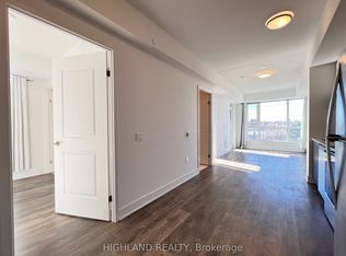 204 Burnhamthorpe Rd E #404, Mississauga, ON L5A 3R8