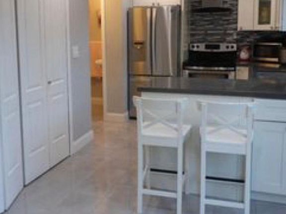 4th image of 115 Escazu Ct