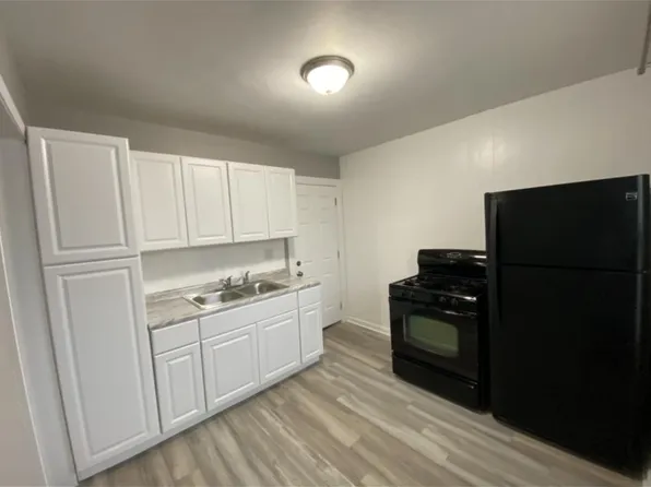 111 E 16th St #2, New Albany, IN 47150