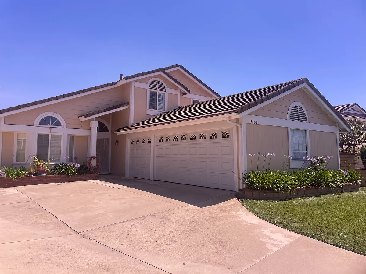 Building Photo - 19158 Shakespeare Dr