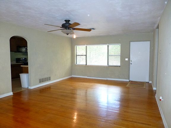 4th image of 58 Volusia Dr